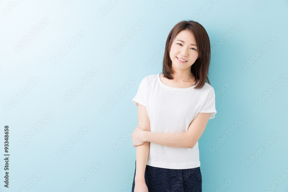 笑顔の女性 笑顔の女性