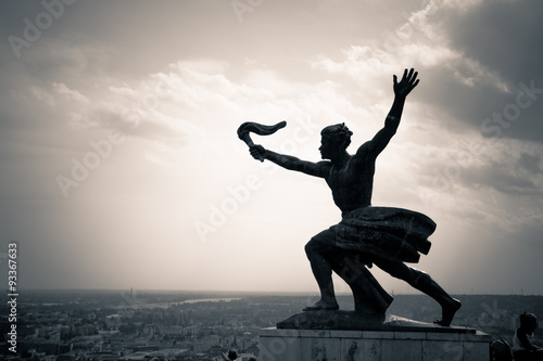 Photography Side statue of the Liberty Statue (Freedom Statue) at the Citadel on Gellert hil