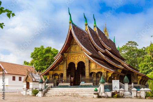 Wat xieng thong temple in luang prabang, laos.