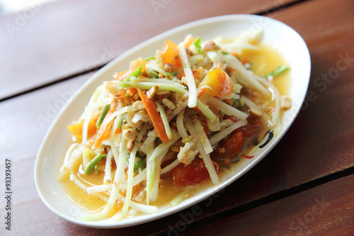 Green papaya salad