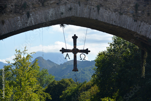Cruz de la Victoria, Asturias photo