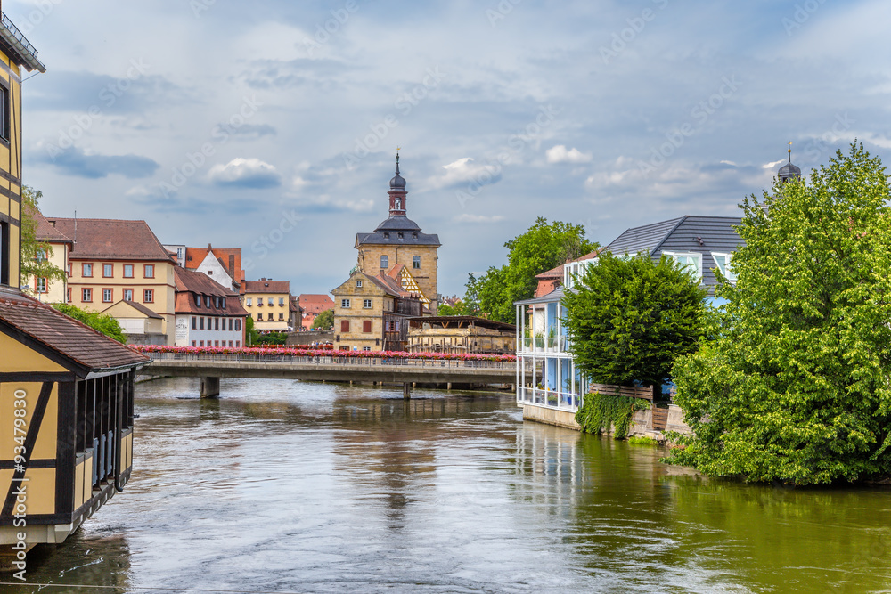Fototapeta premium Bamberg. A scenic view of the Regnitz river the old town hall (1461), bridges and old buildings on artificial islands
