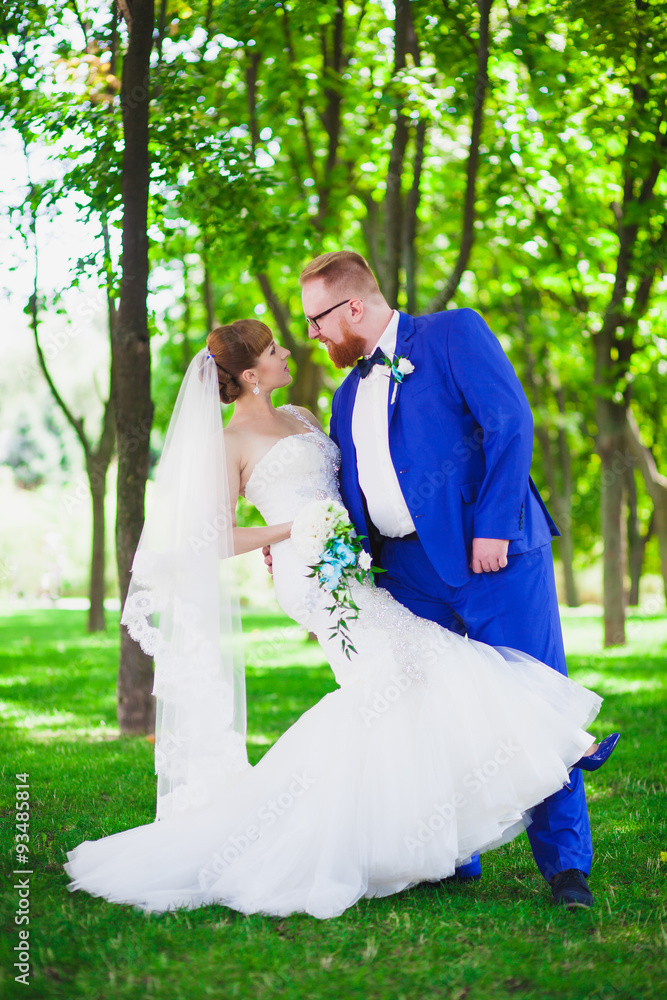 beautiful couple in the park wedding