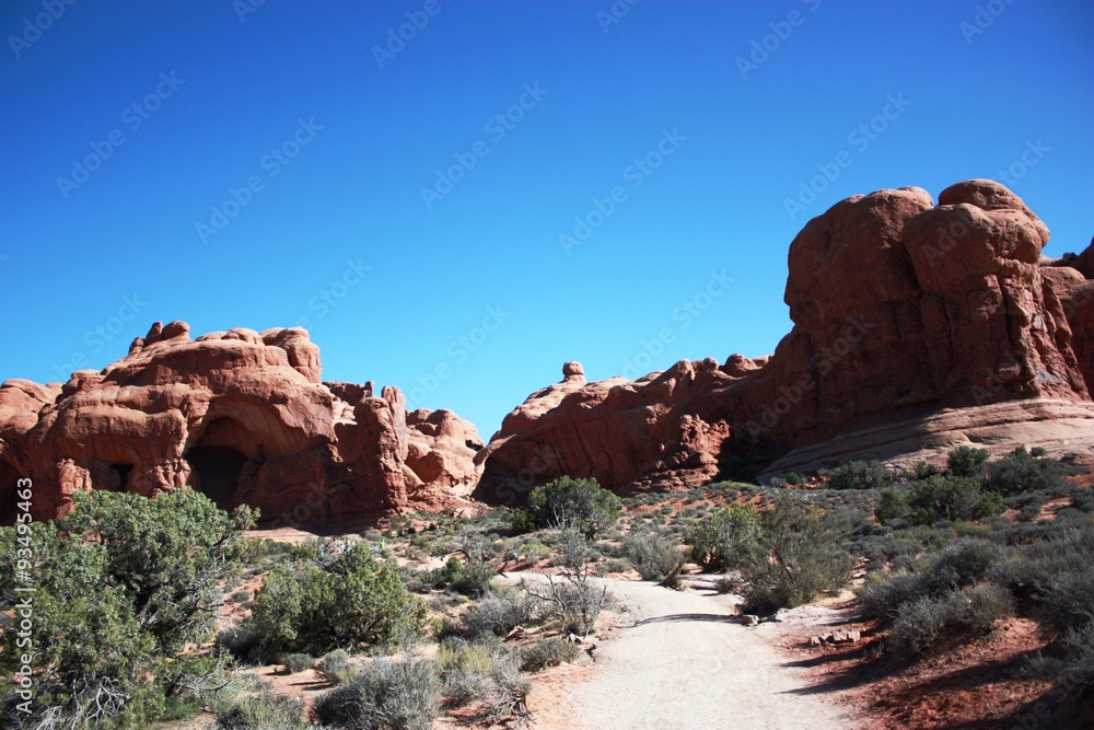 Fototapeta premium Path to the Double Arch at the Arches National Park in Moab, Utah 