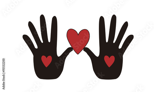 Manos negras con corazones.