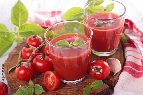 tomato soup or gazpacho