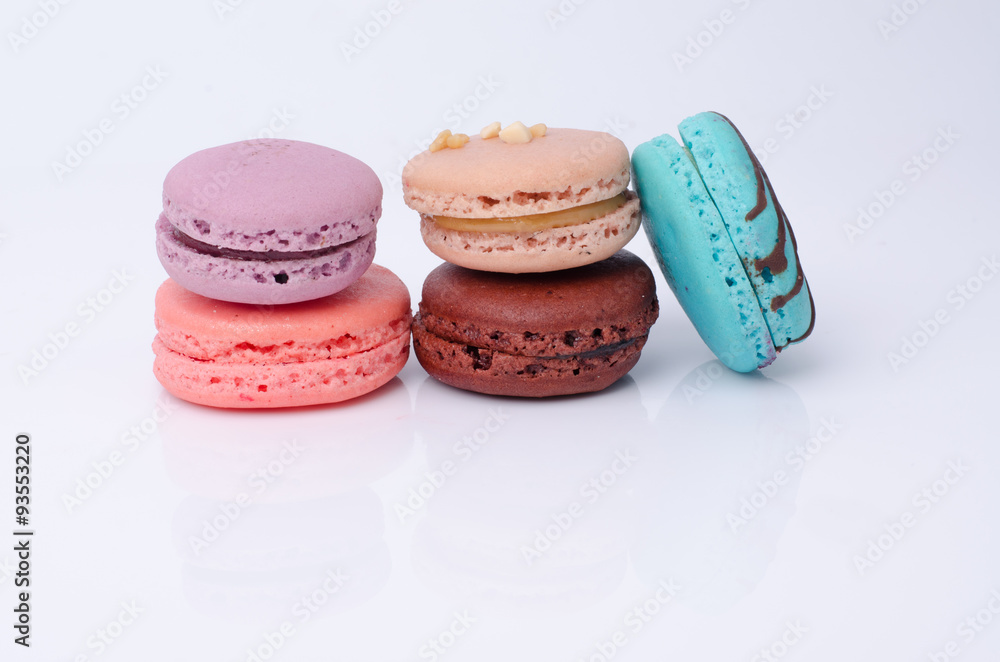 Fototapeta premium colorful macarons isolated on white