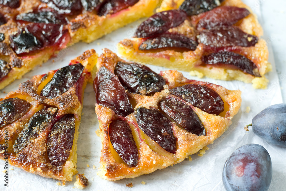 Plum pie Plum pie