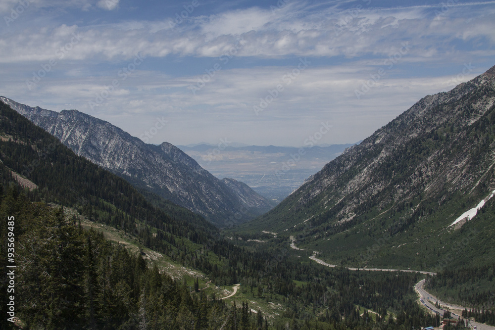 Obraz premium Salt Lake Valley from Little Cottonwood Canyon 2015-10-26