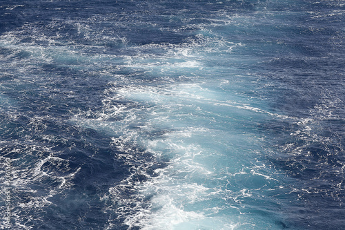 Texture sea water waves © kichigin19