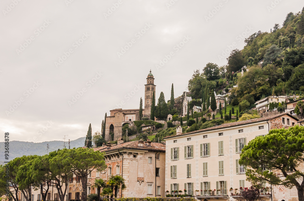 Morcote, Dorf, Kirche, Santa Maria del Sasso, Lago di Lugano, Luganersee, Seeufer, Seerundfahrt, Herbst, Tessin, Schweiz