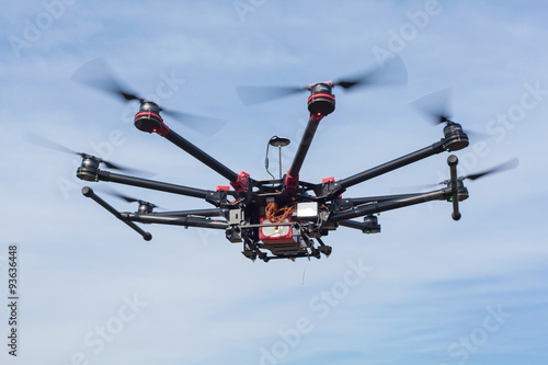 Fototapeta Naklejka Na Ścianę i Meble -  Octocopter, copter, drone