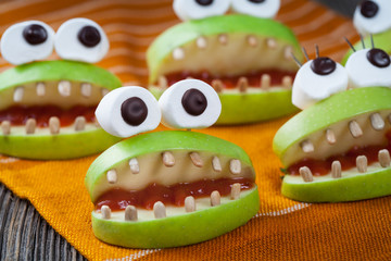 Homemade halloween scary food monsters natural vegetarian snack
