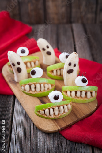 Scary halloween food edible monsters healthy celebration party