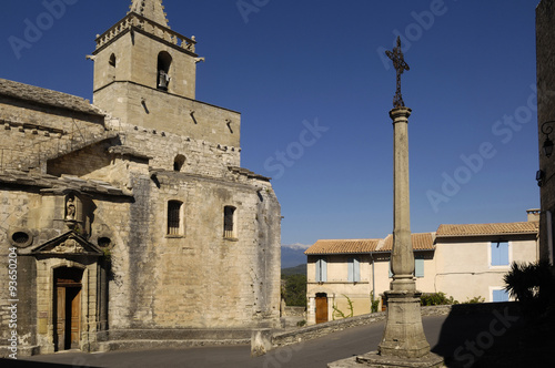Bild auf Leinwand Church of Venasque, Provence, France,