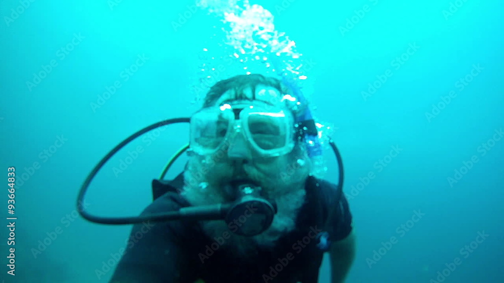 Scuba diver with beard long hair Pacific Ocean Mexico HD 0050 Scuba diver with beard long hair Pacific Ocean Mexico HD 0050