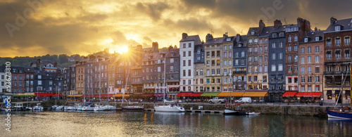 Canvas Print Honfleur panoramic sunset