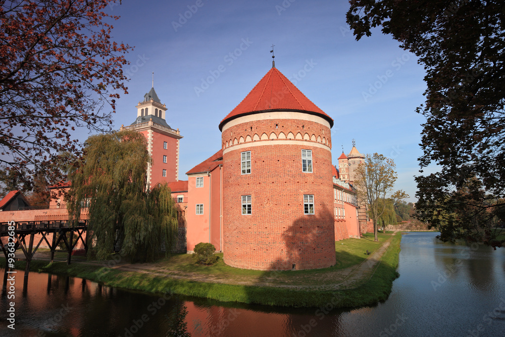 Lidzbark Warmiński- Zamek Biskupów Warmińskich wraz z przedzamczem,bastionem i basztą