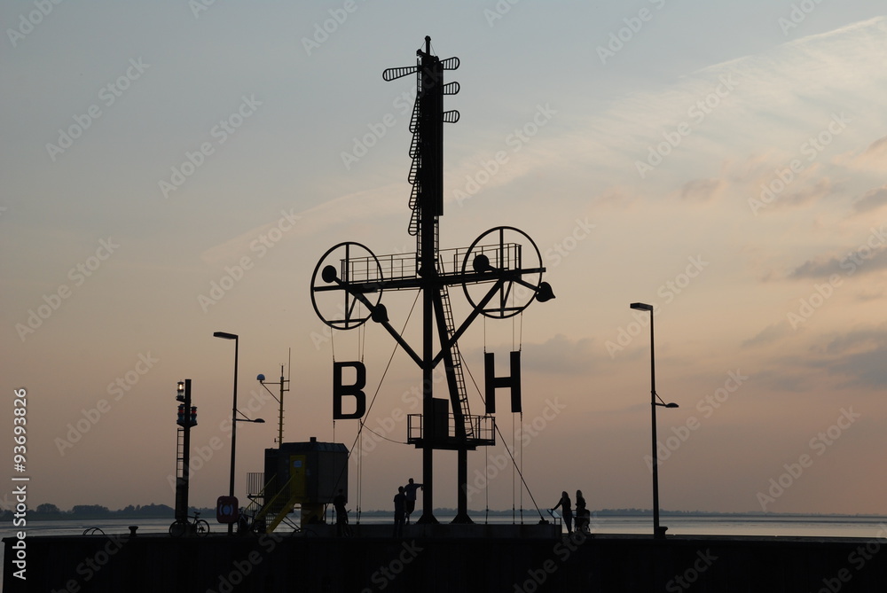 Historischer Windanzeiger an der Wesermündung, Bremerhaven