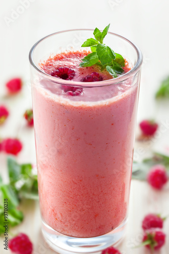 Healthy drink. Smoothie made of raspberry and mint