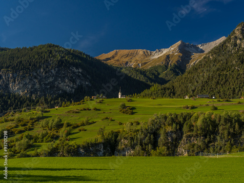 Fototapeta Naklejka Na Ścianę i Meble -  Small church on top of hill in the Swiss Alps 3