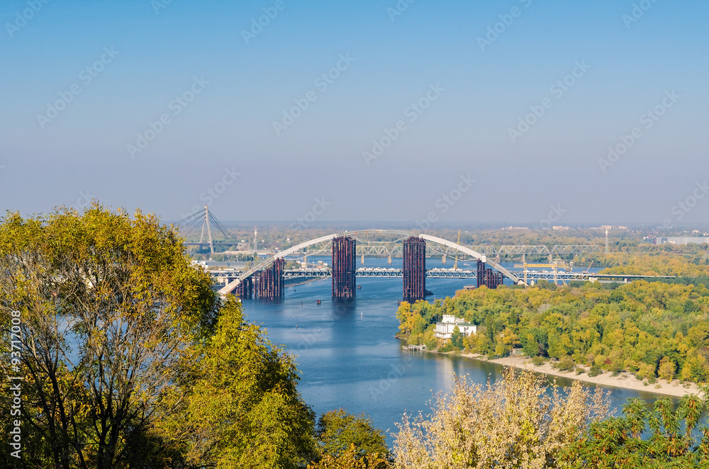 Fototapeta premium Rusty unfinished bridge