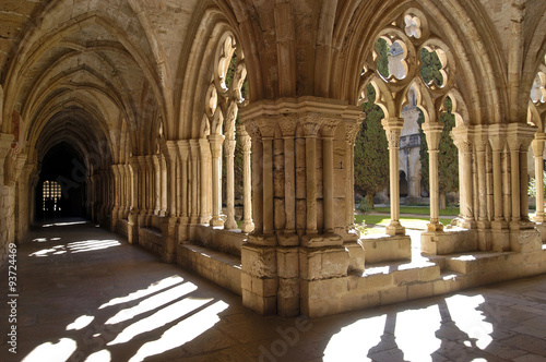 Quadro em tela cloister of the monastery of Poblet, Tarragona province, Catalonia, Spain