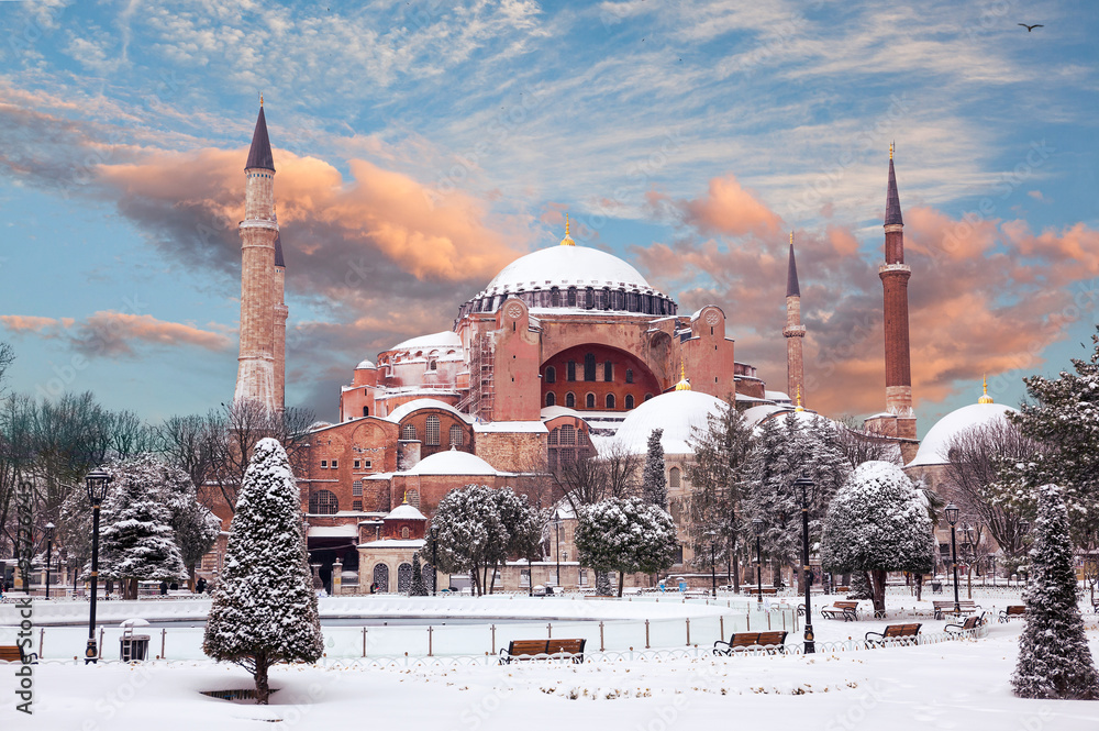 Obraz premium Hagia Sophia zimą