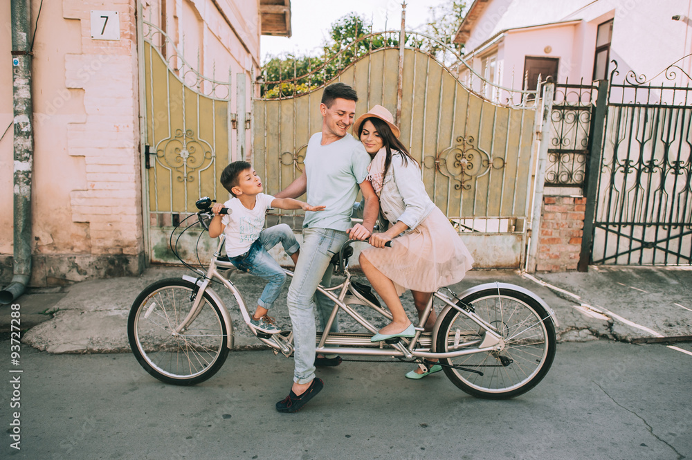 Fototapeta premium family bike tours Double
