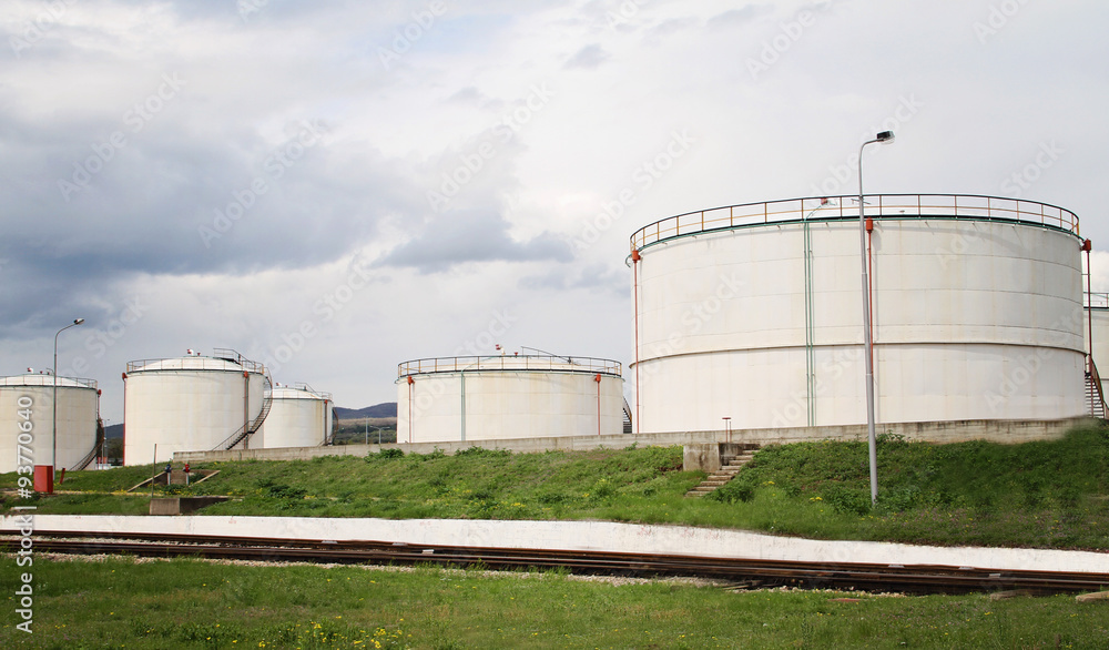 Refinery, oil tank farm, gasoline storage tank, crude oil. Storage and handling of liquid chemicals, gasses, and oil products Refinery, oil tank farm, gasoline storage tank, crude oil. Storage and handling of liquid chemicals, gasses, and oil products