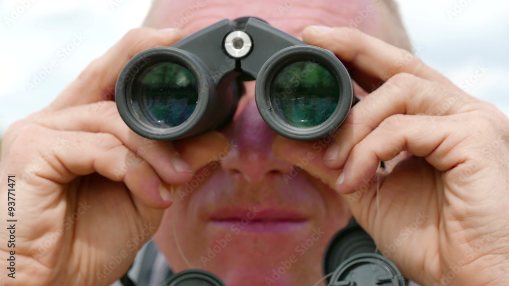 Man tourist looks in binocular . Compilation from three scenes 4K 3840x2160
Man tourist looks in binocular . Compilation from three scenes 4K 3840x2160