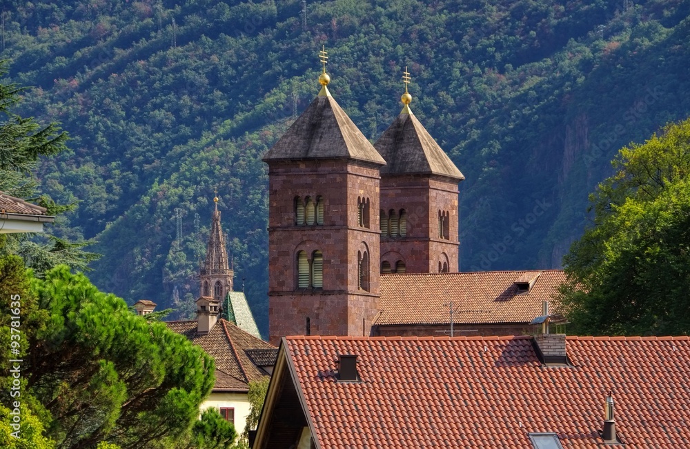 Bozen Herz-Jesu-Kirche - Bolzano Chiesa del Sacro Cuore 01
