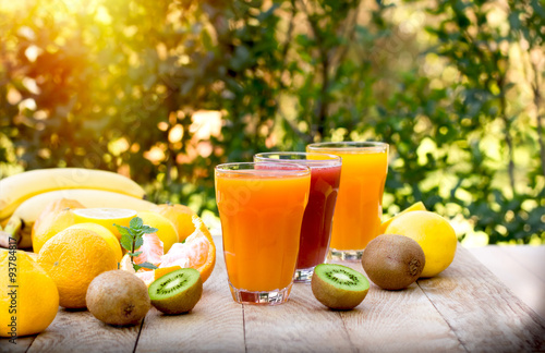 Bild auf Leinwand Healthy drinks - beverages (fruit juices)