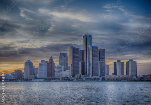Detroit skyline at sunset © roxxyphotos