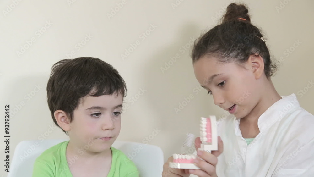 Kid teach and learn about mouth hygiene Kid teach and learn about mouth hygiene