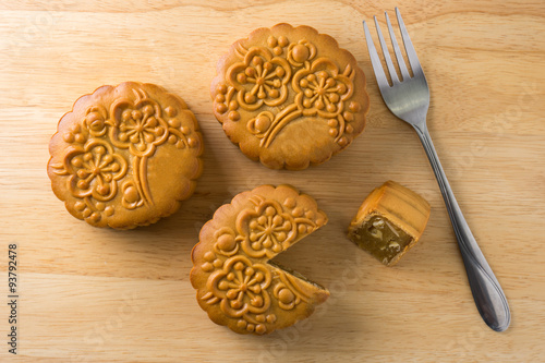 Fototapeta Naklejka Na Ścianę i Meble -  Chinese traditional mooncake , on wooden cutting boards