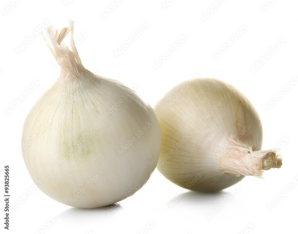 Fototapeta premium Onions isolated on white