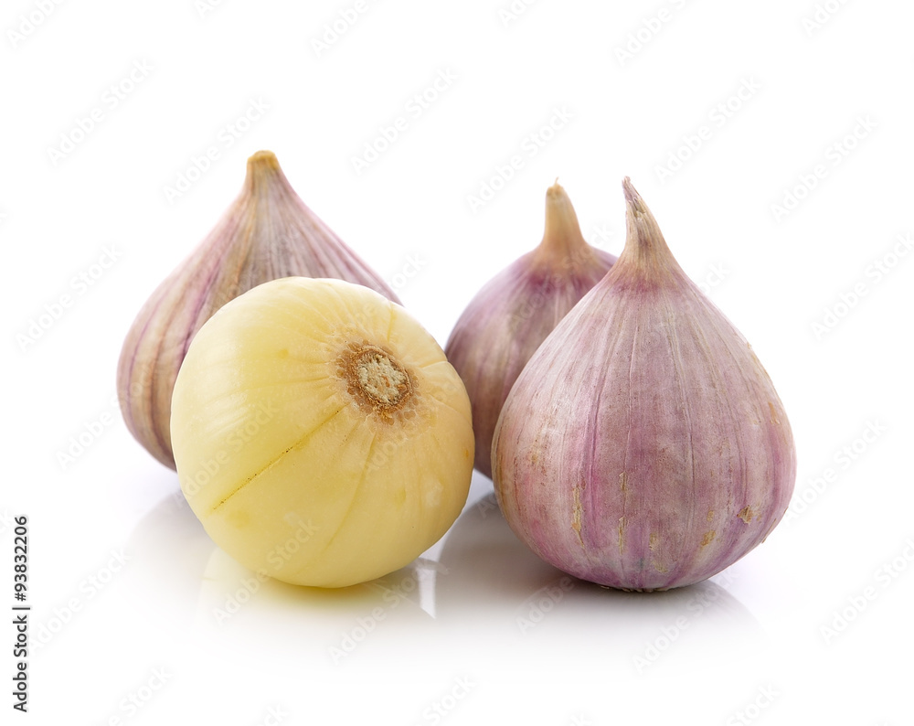 Fototapeta premium garlic on white background