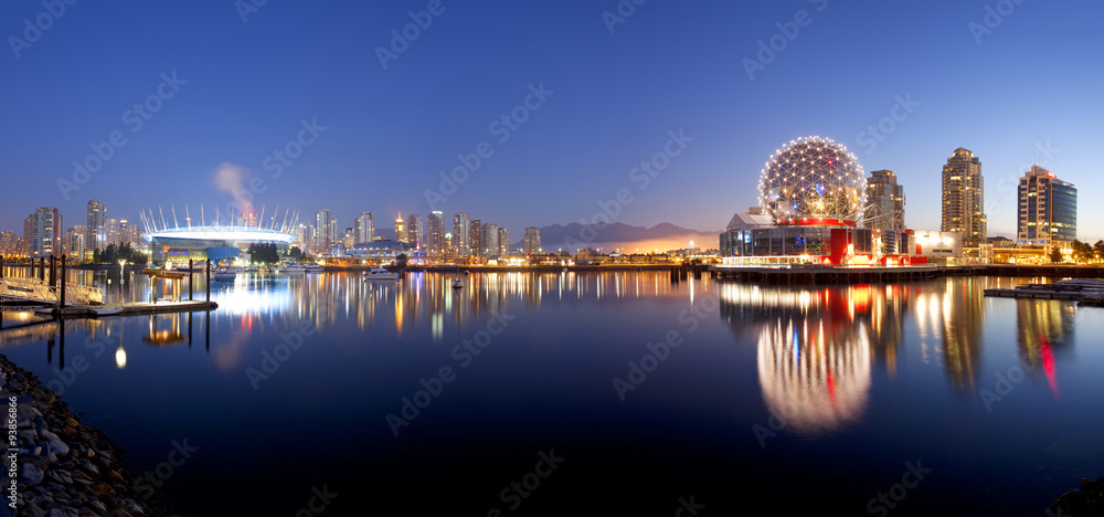 Fototapeta premium Miasto Vancouver w Kolumbii Brytyjskiej w Kanadzie