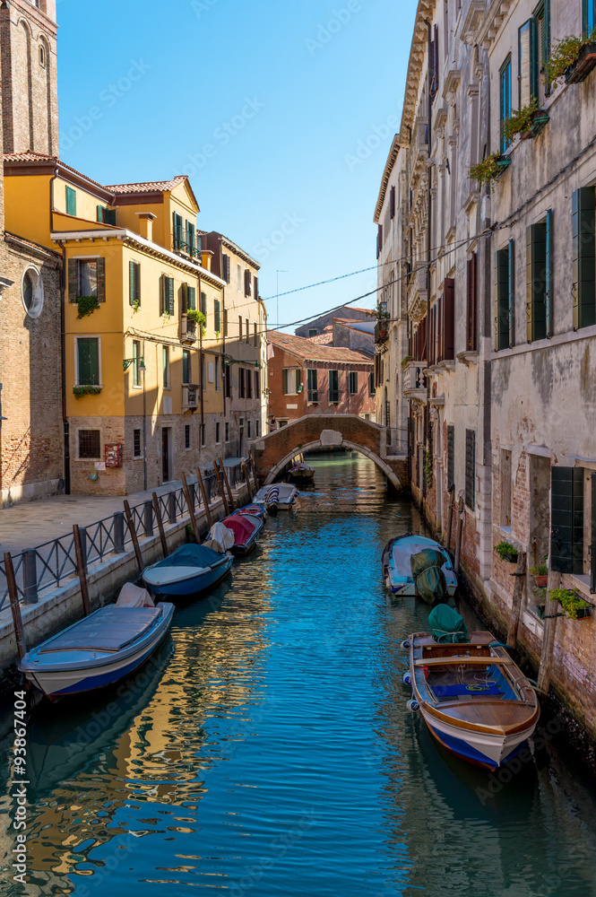 Fototapeta premium Italy, Venice, canal with boats