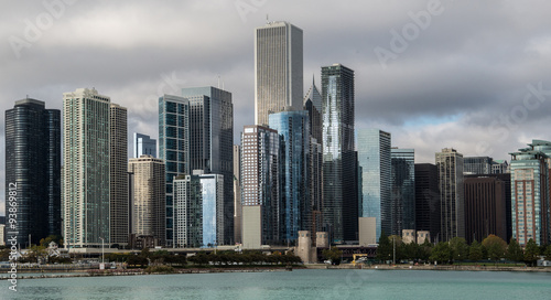 Skyline of downtown Chicago, Illinois with Lake Michigan in the foreground