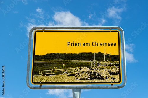 Ortstafel Prien am Chiemsee mit Bild photo