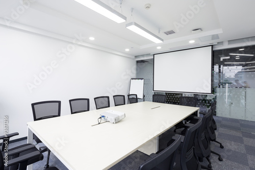 Foto interior of meeting room in moder office
