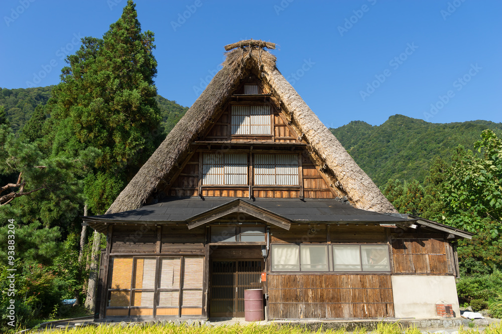 Gassho Zukuri House in Suganuma area of Gokayama, Japan (五箇山 菅沼合掌造り) Gassho Zukuri House in Suganuma area of Gokayama, Japan (五箇山 菅沼合掌造り)