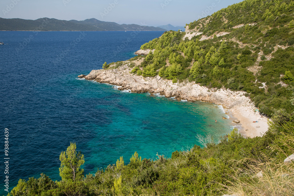 traumhafte einsame Buchten in Dalmatien