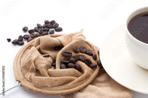 Coffee and tea strainer