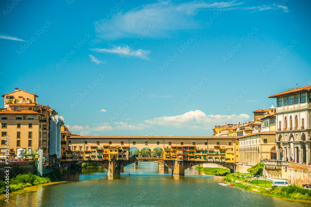 Pone Vecchio over Arno river in Florence, Italy.