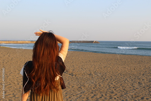 海を眺める