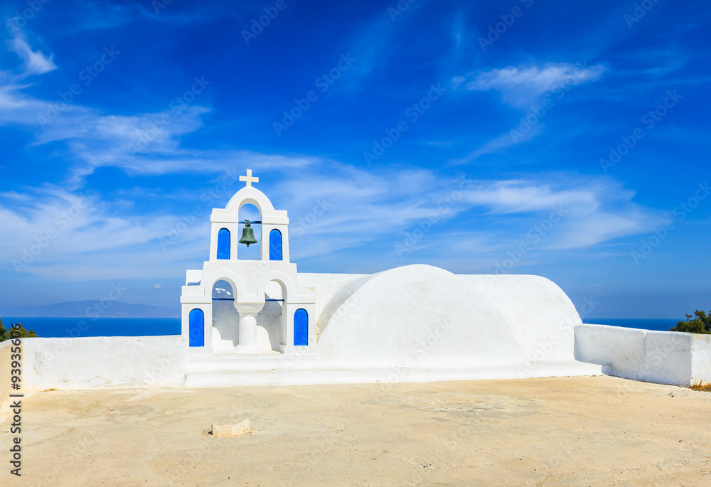Αυτοκόλλητο Traditional church at Oia village of Santorini island in Greece