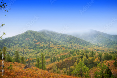 Fototapeta Naklejka Na Ścianę i Meble -  mountain in autumn day